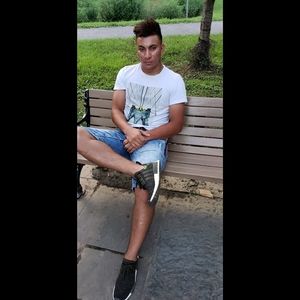 Meet your Posher, Hënrÿ